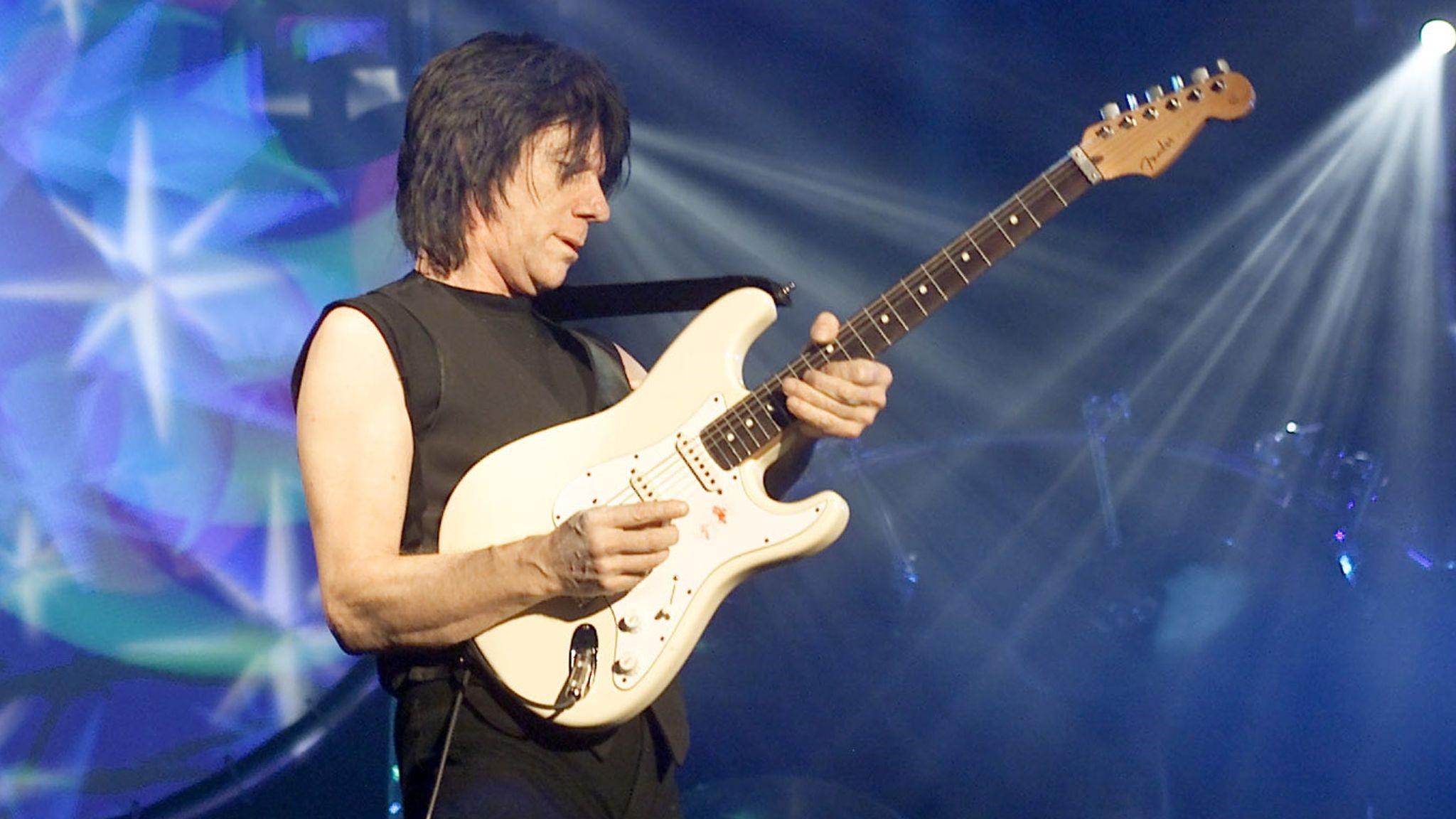 British Iconic Rock Guitarist Jeff Beck Died At 78! - The Bee Talks